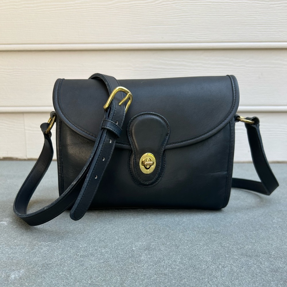 Vintage Coach Devon Bag  9908 Black Leather Crossbody Made in the US 1994 VGC